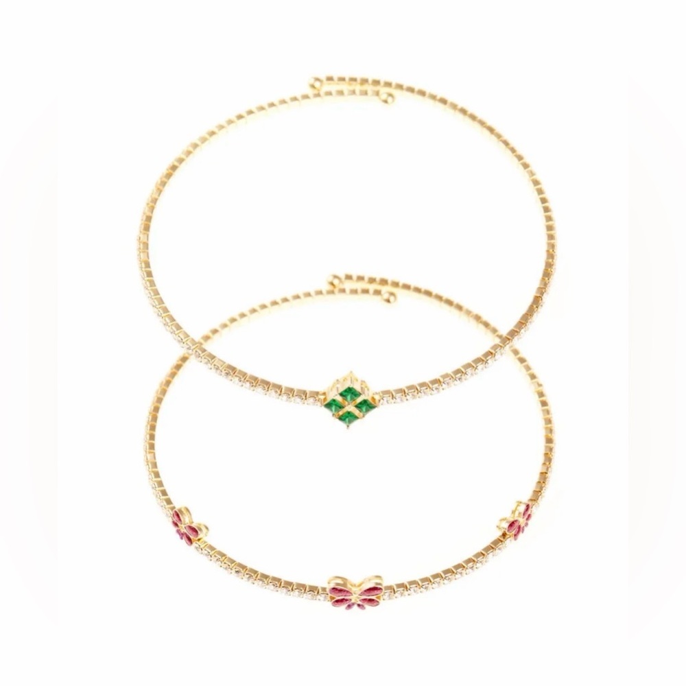 8 other reasons X Wicked 2 Piece butterfly 
Choker Set (gold)